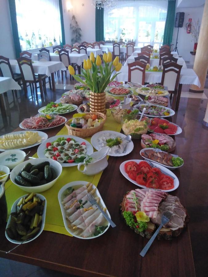 Bed and Breakfast Pasja Сверадув-Здруй Экстерьер фото